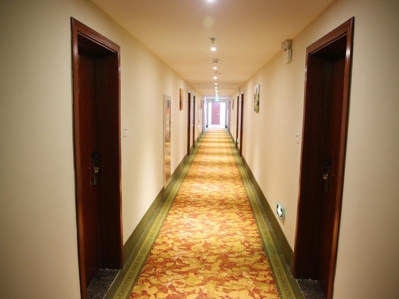 Greentree Inn Bole Wanxianghui Express Hotel Exterior foto