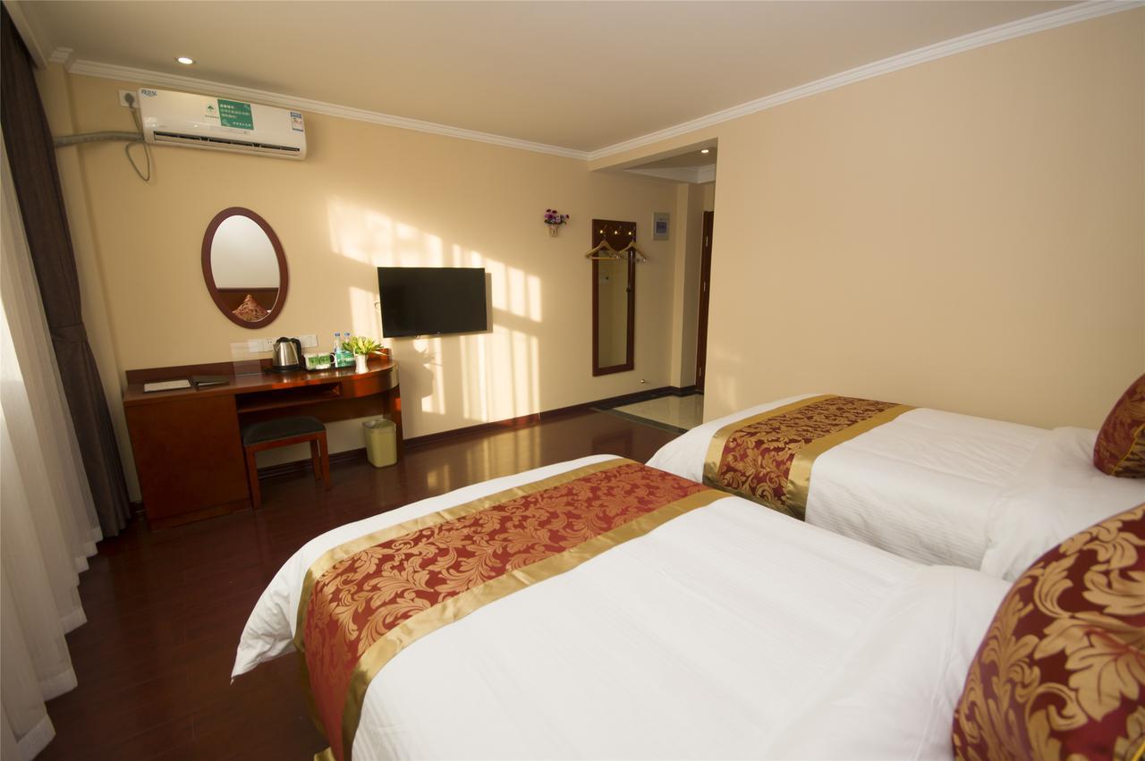 Greentree Inn Bole Wanxianghui Express Hotel Exterior foto